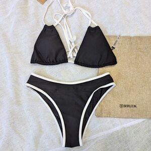 BNWT / Berlook / Small / Medium / Contrast Bikini Set